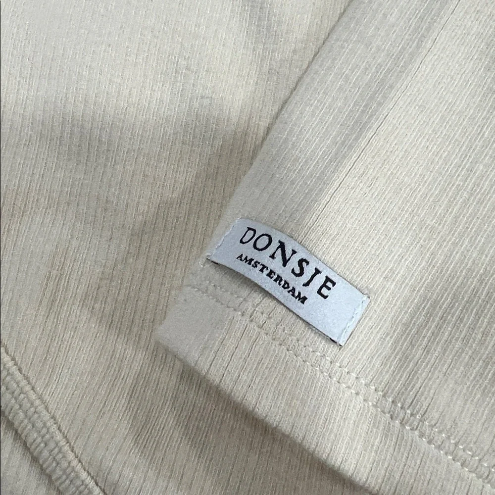 Donsje light tan ribbed mock neck long sleeve bodysuit 9-12 months organic